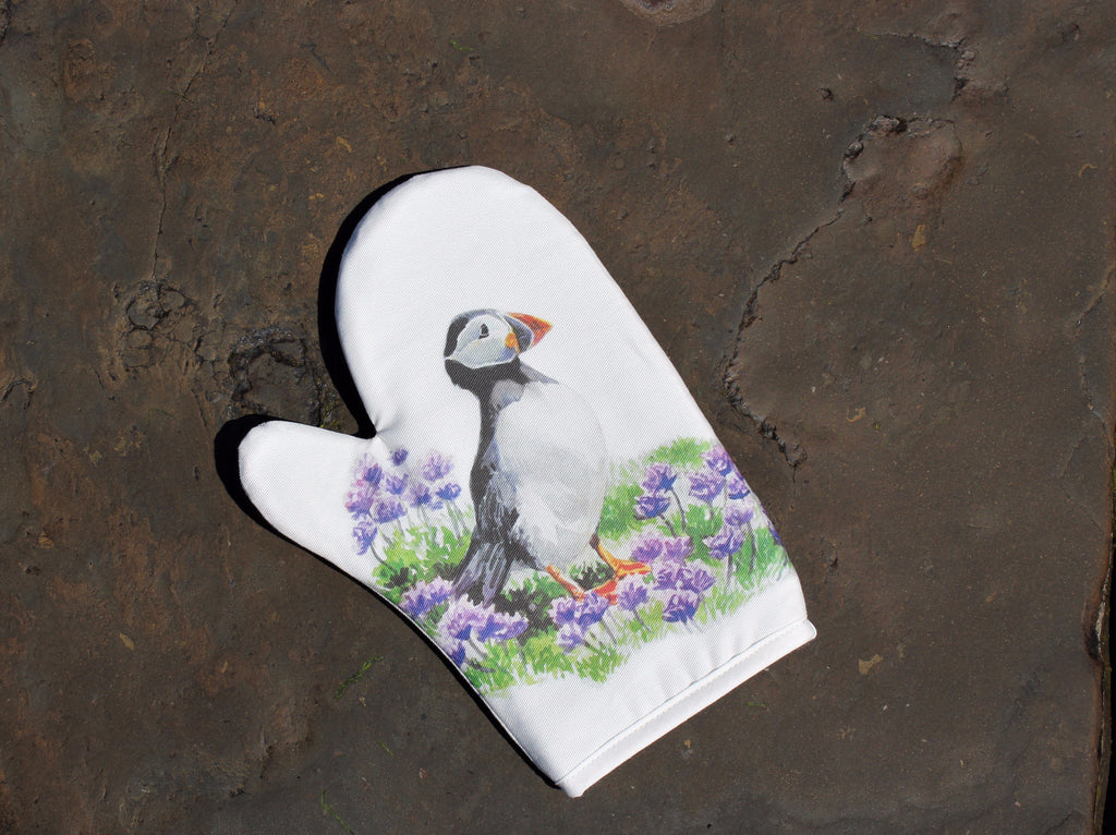 Orkney Storehouse | Puffin Oven Mitt Lifestyle